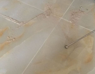 宝兴瓷砖空鼓维修公司分享粘合剂选择不当在瓷砖铺贴过程中可能导致以下问题
